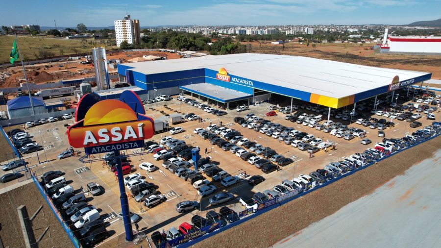 Featured image for “Negócios reagem e Assaí corre para  abrir as 40 lojas convertidas do Extra”