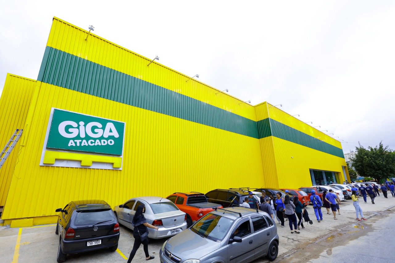 Com investimento de R$ 30 mi, Giga Atacado inaugura primeira loja