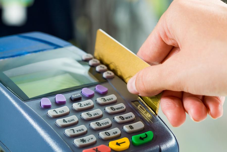 Featured image for “Será que a escassez de chips afeta os pagamentos nos supermercados?”