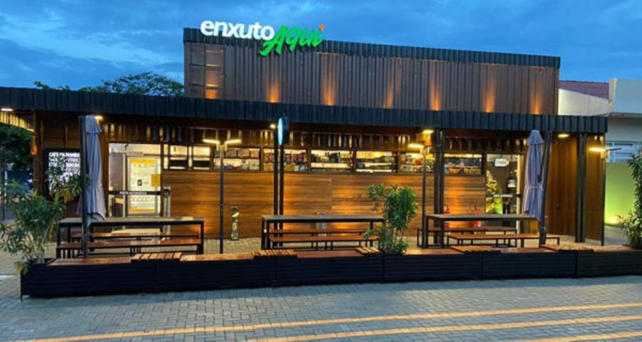 Featured image for “Enxuto avança com expansão de loja de condomínio”