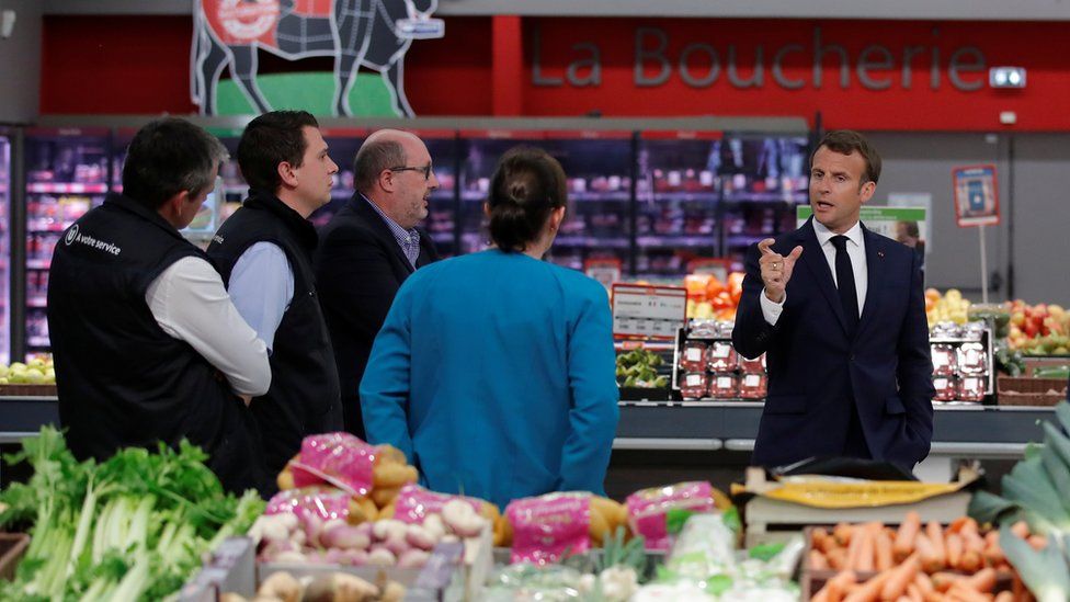 Featured image for “Supermercados da França estão proibidos de vender 30 alimentos in natura envoltos com plástico”