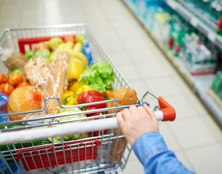 Featured image for “Queda no preço de alimentos ajuda a derrubar a inflação”