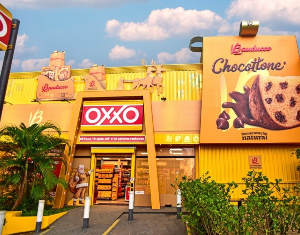 Featured image for “OXXO decora lojas para celebrar a chegada do Natal em iniciativa inédita”