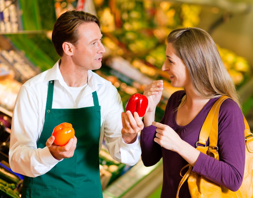 Featured image for “Atendimento personalizado: dicas para aplicar no seu supermercado”