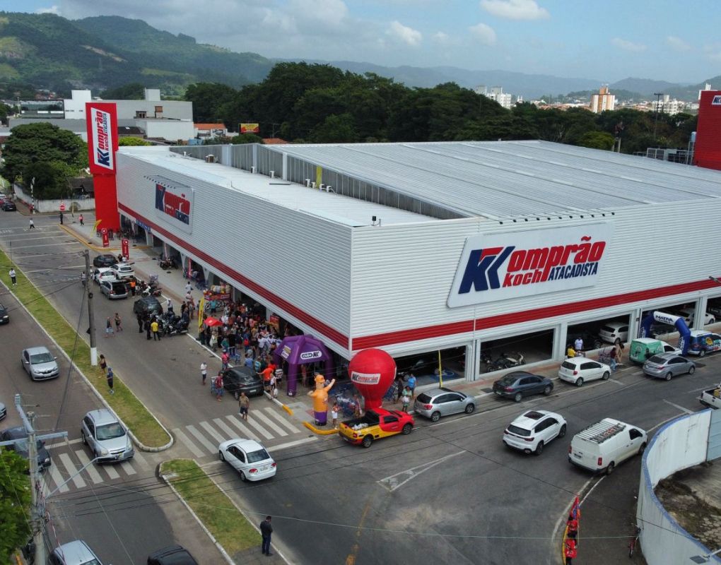 Featured image for “Em franca expansão, Grupo Koch abre 150 vagas para loja em Tubarão e inaugura a 2ª em São João Batista (SC)”